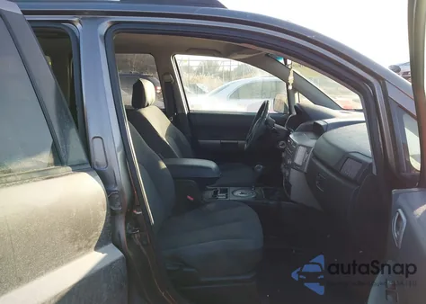 2004 Mitsubishi Endeavor Ls z USA, uszkodzony, nr VIN 4A4MN21SX4E061307